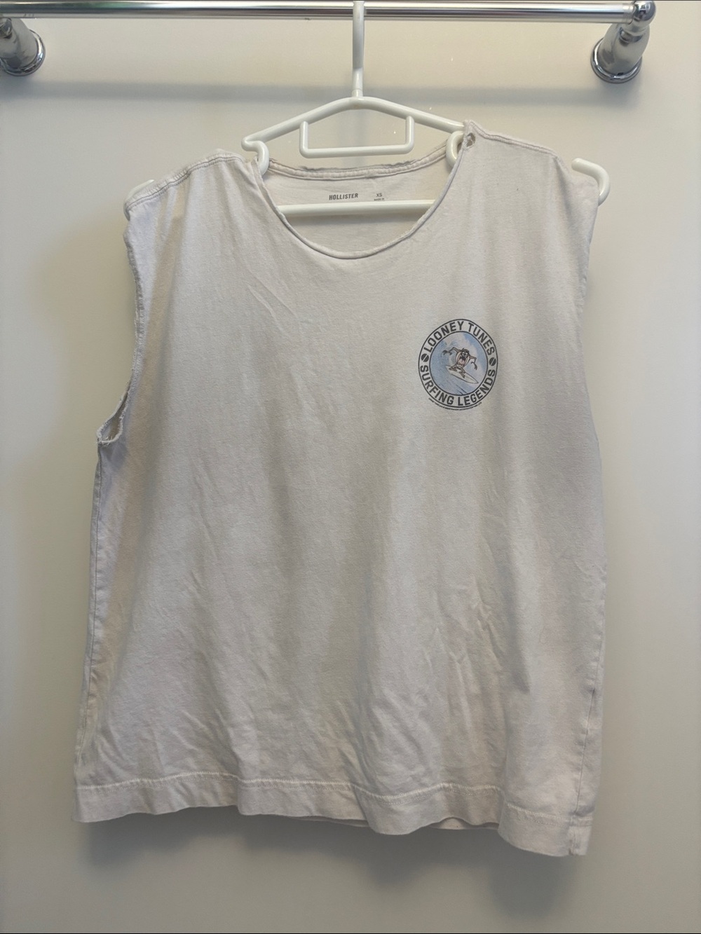 Hollister White Sleeveless Tank with Surf Patch Logo - Looney Tunes Taz